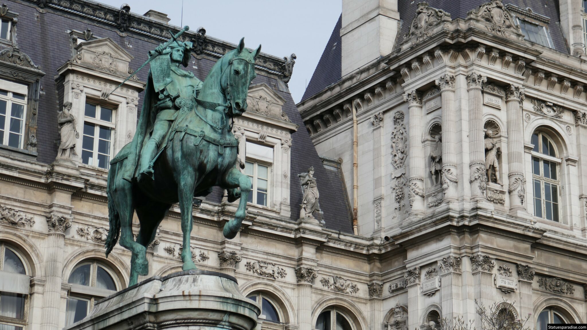 Statue of Etienne Marcel Statue d’Etienne Marcel Paris 94 Quai de l